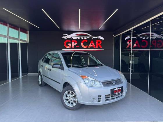 FORD FIESTA 1.0 MPI PERSONNALITÉ 8V GASOLINA 4P MANUAL